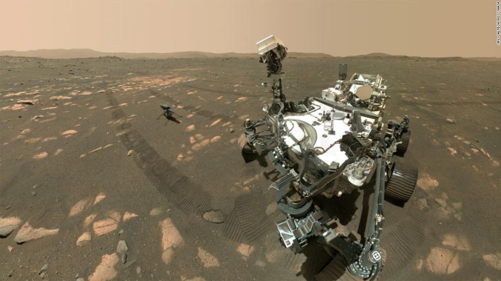 Un año después de aterrizar en Marte, el rover persistente tiene en mente un nuevo e intrigante objetivo.