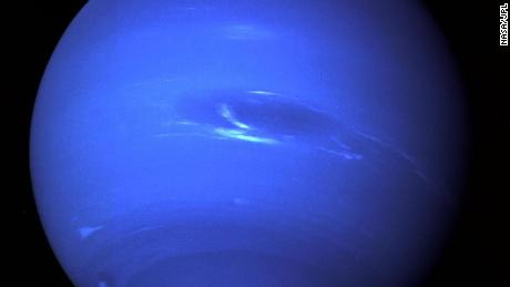 Cuando Neptuno obtuvo su sorprendente primer plano: el sobrevuelo de la Voyager 2, 30 años después