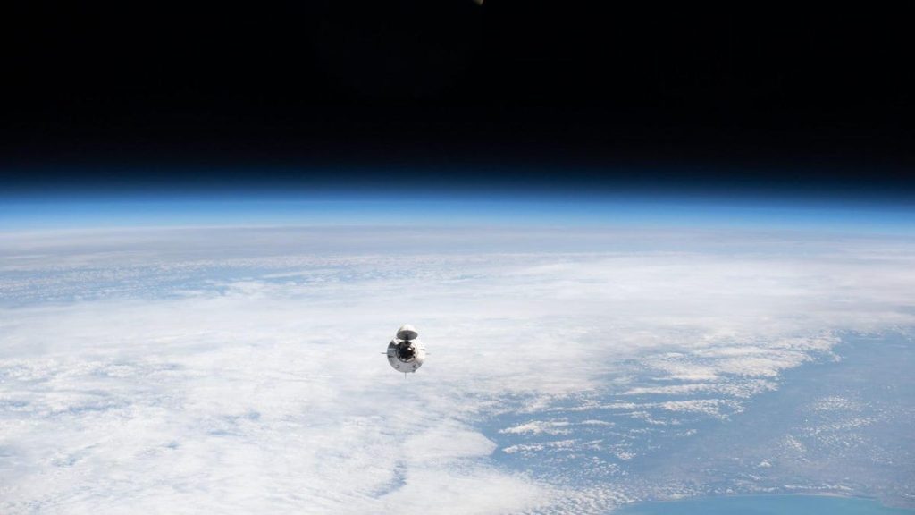 La tripulación de Axiom Space se dispersa cerca de Florida tras una larga estancia en la Estación Espacial Internacional