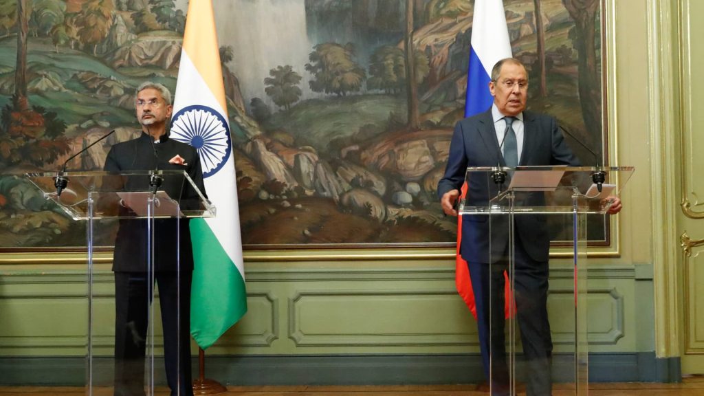La visita de Sergey Lavrov pone a India bajo presión