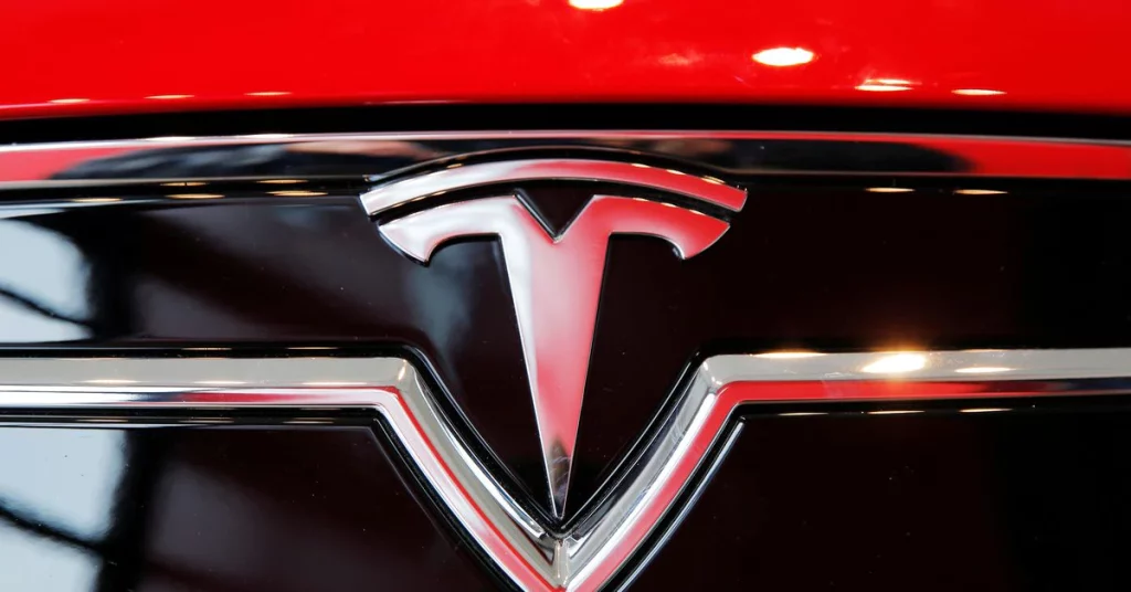 Tesla entrega autos récord en el primer trimestre;  Cae la producción durante el confinamiento en China