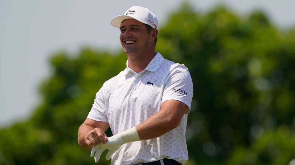 Bryson DeChambeau se retira del Campeonato de la PGA después de una práctica