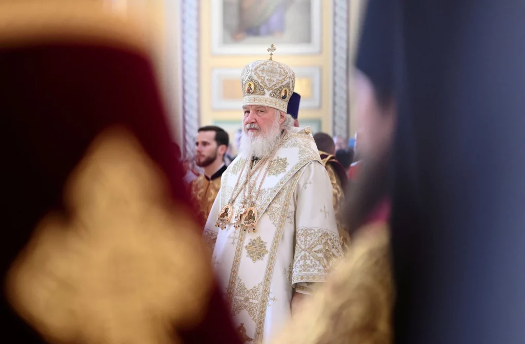 El Papa Francisco advierte al líder de la Iglesia Ortodoxa Rusa, el Patriarca Kirill, que no sea el 'monaguillo de Putin'