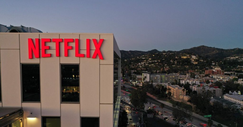 Netflix dice que los anuncios de los empleados lleguen a fines de 2022
