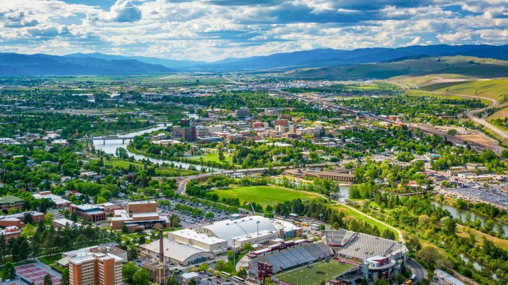 Los líderes empresariales y gubernamentales destacan por qué las personas se están mudando a estados favorables al crecimiento como Montana
