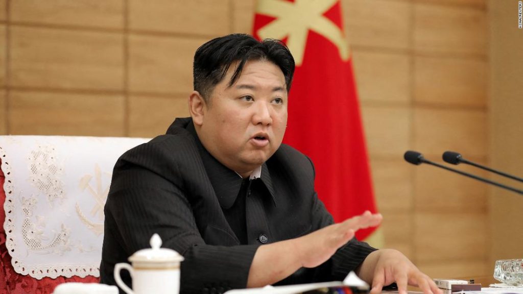 Corea del Sur dice que Corea del Norte ha disparado 8 misiles balísticos de corto alcance frente a la costa este