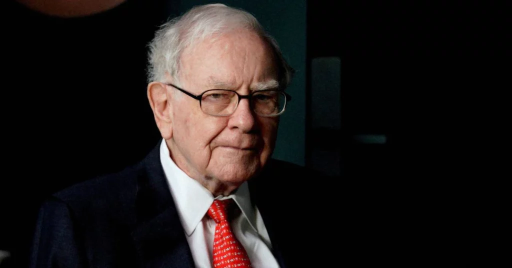 Buffett's Berkshire compra más acciones de Occidental y aumenta su participación a alrededor del 16,4%