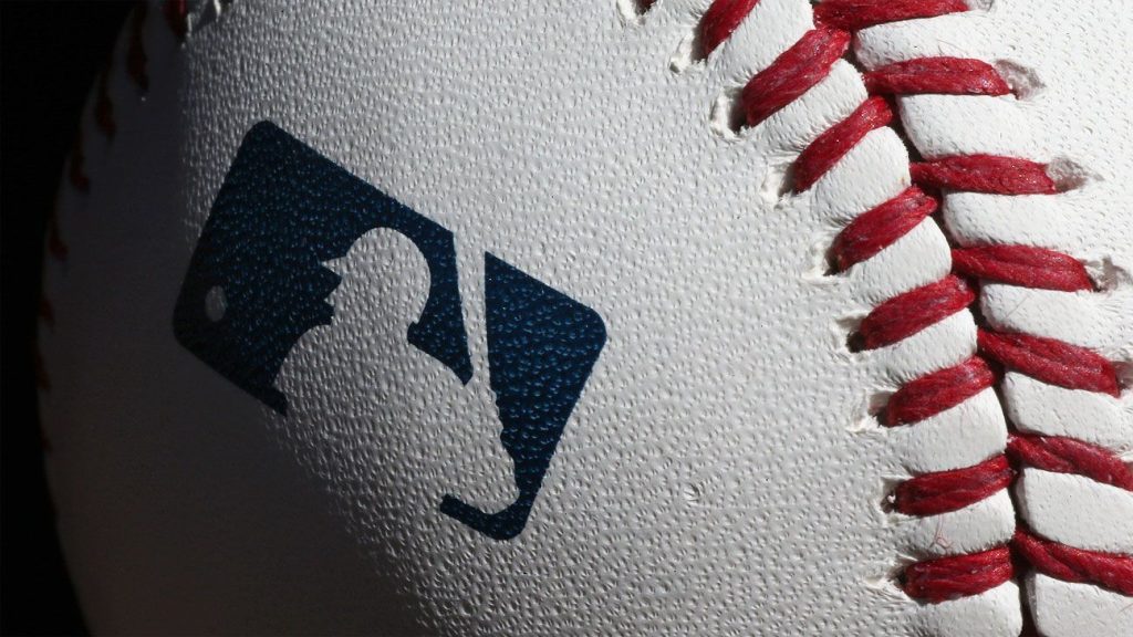 A medida que se acerca la fecha límite, MLB enfrenta una oferta internacional final, dicen las fuentes