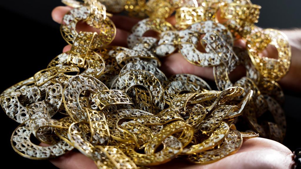 Joyas hundidas, tesoro enterrado descubierto en las Bahamas de un naufragio español del siglo XVII