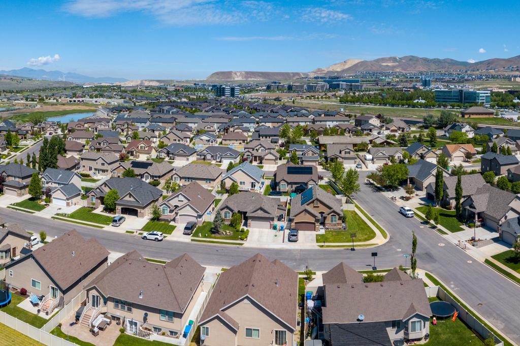 Los precios de las viviendas caen en las 'ciudades con auge epidémico' a medida que el mercado cae