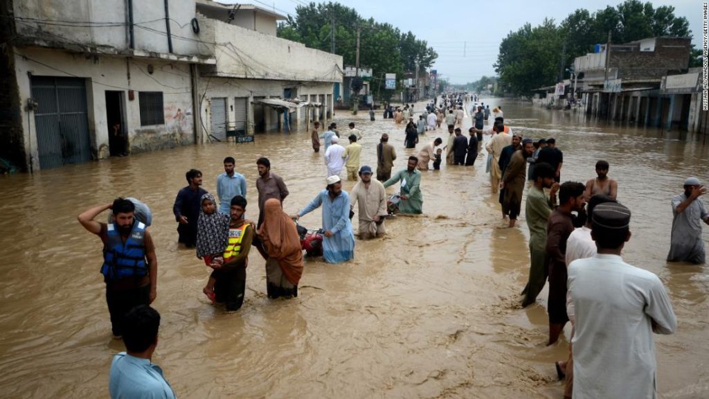 Inundaciones en Pakistán: Cientos de niños mueren de cada 1.000