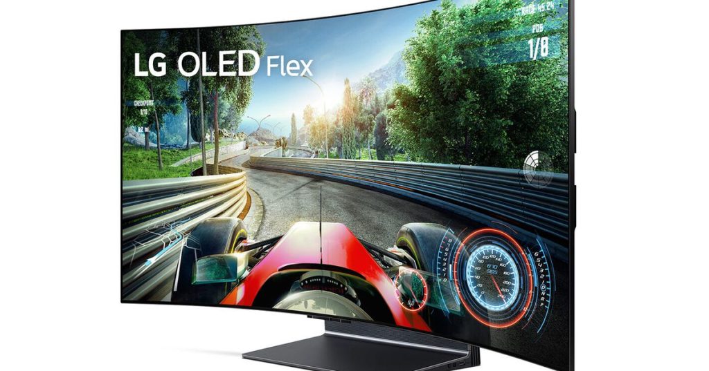 El primer televisor OLED flexible de LG te permite elegir entre modo plano o curvo