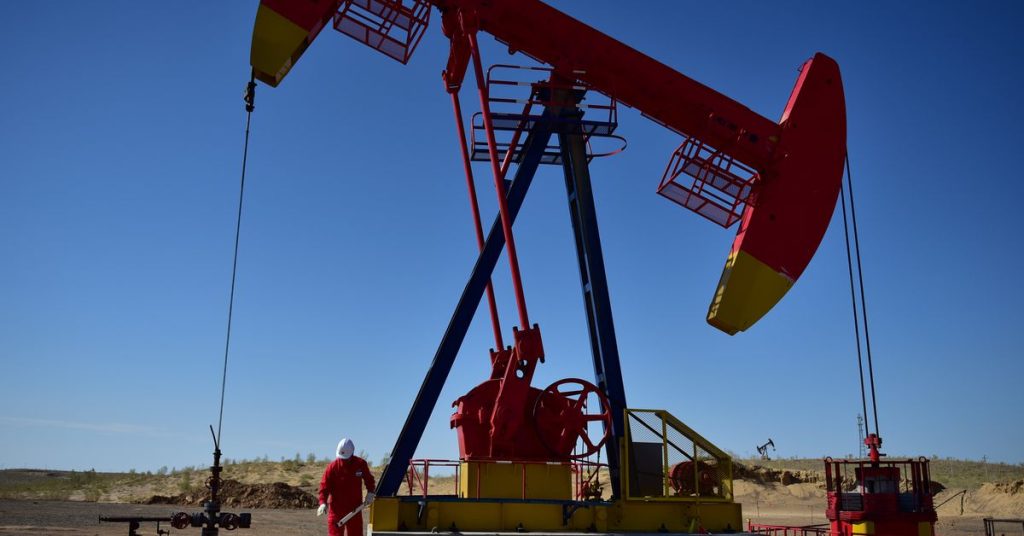 Los precios del petróleo alcanzan sus niveles más bajos desde la invasión de Ucrania, en medio de temores de recesión