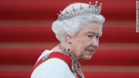 Análisis: La Reina que personificó la continuidad y la estabilidad deja el mundo en un momento peligroso