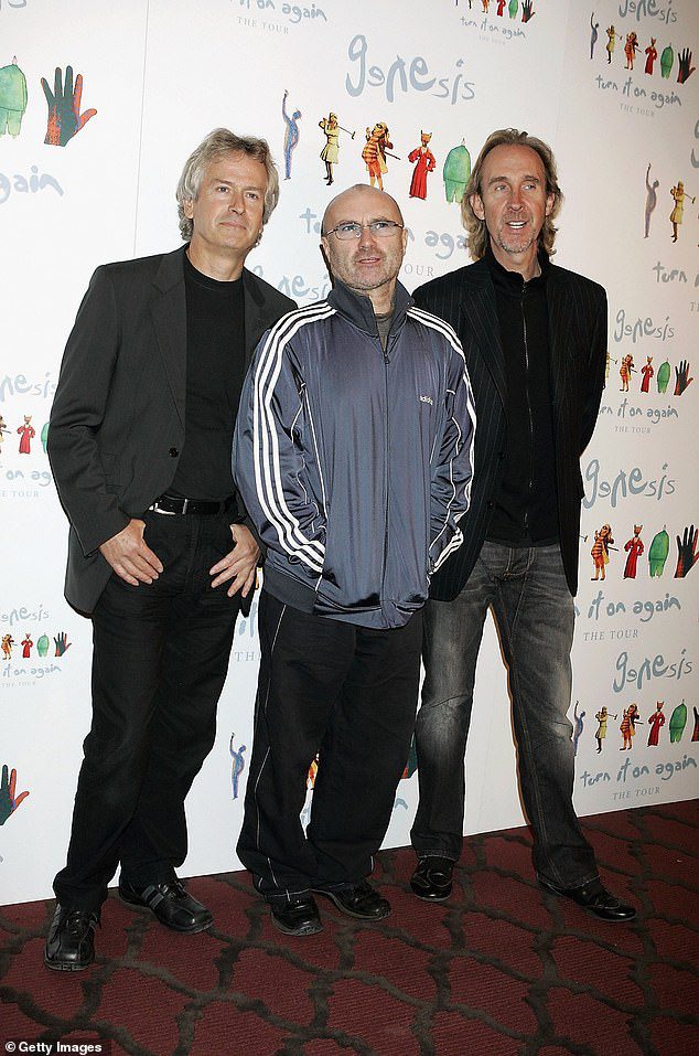 The Band: el paquete incluye canciones de la carrera en solitario de Phil, así como canciones hechas para la banda con Tony Banks y Mike Rutherford con la esperanza de 