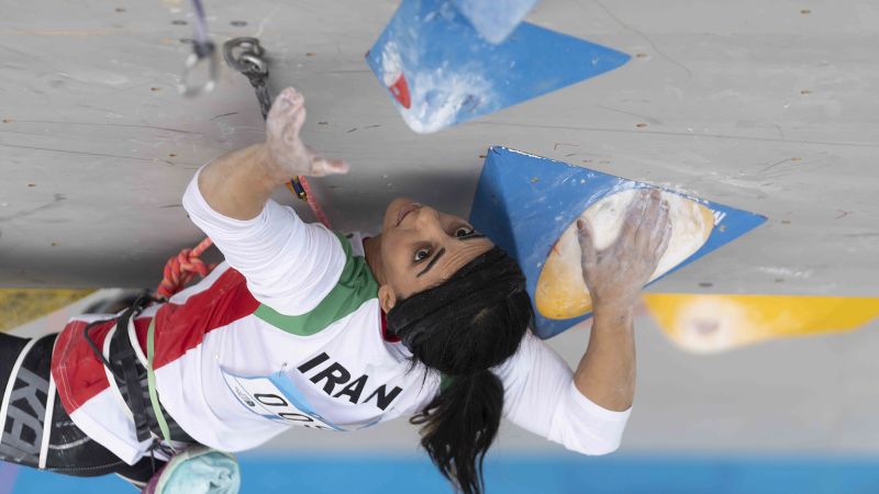 Elnaz Rakabi: temores crecientes por una escaladora iraní después de competir sin velo