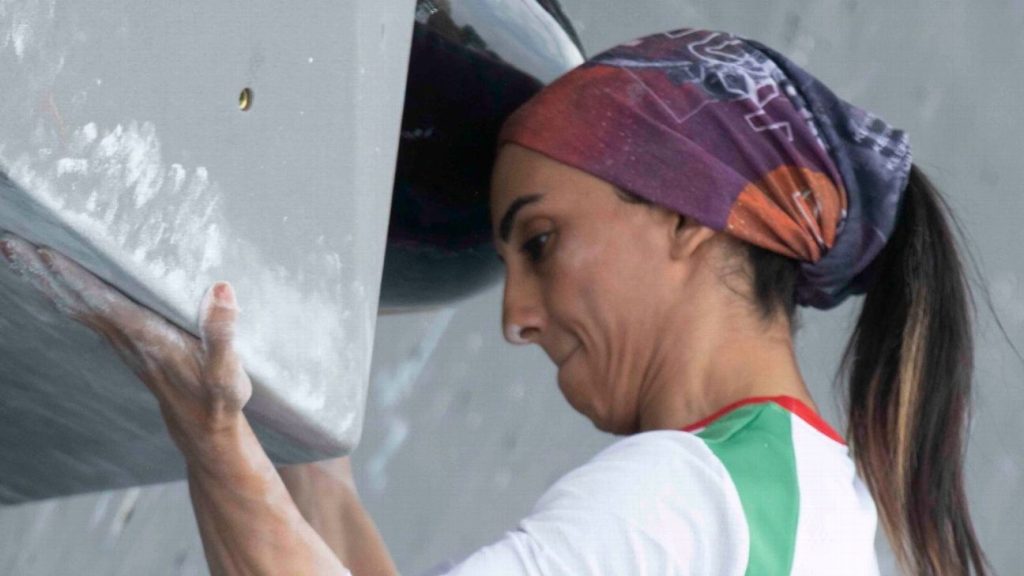 El jefe olímpico de Irán dice que no habrá castigo para Niz Rikabi, pero la preocupación persiste