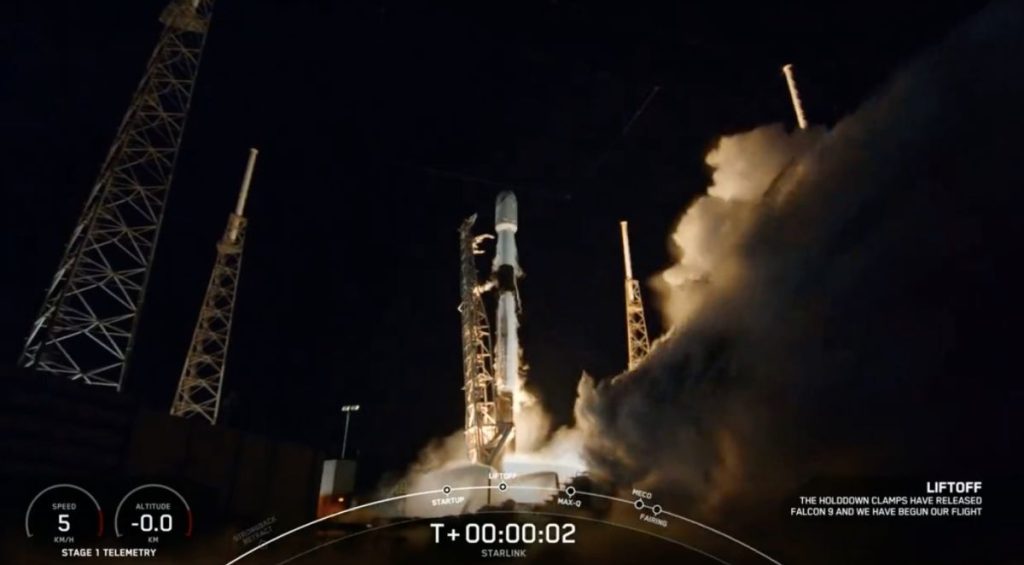 Vea a SpaceX lanzar 52 satélites Starlink más el 4 de octubre
