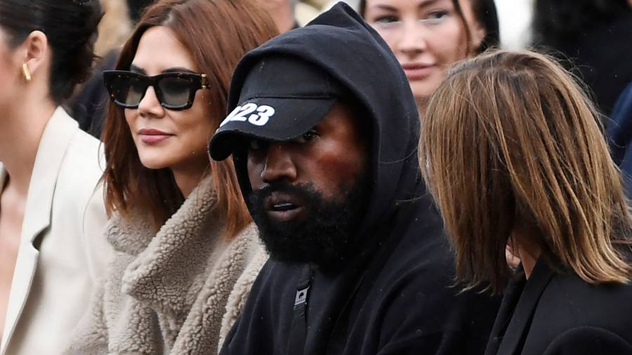 Adidas inicia una investigación sobre las acusaciones de que Kanye West mostró pornografía a los empleados