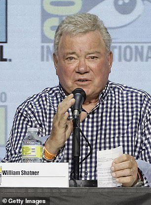 Alzar la voz: William Shatner, de 91 años, criticó sus antiguos disfraces de Star Trek después de años de críticas por su comportamiento en el set de la película de ciencia ficción de la década de 1960 (en la foto de julio)