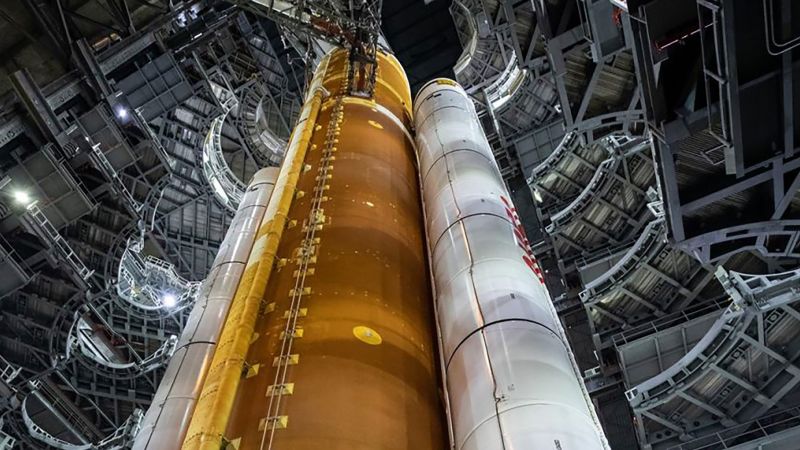 Artemis I: el enorme cohete lunar de la NASA está de vuelta en la plataforma de lanzamiento para su próximo intento de lanzamiento