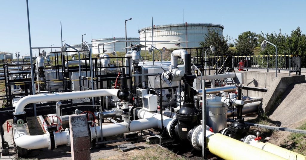 Flujos de petróleo en el oleoducto Druzhba suspendidos en partes de Europa del Este