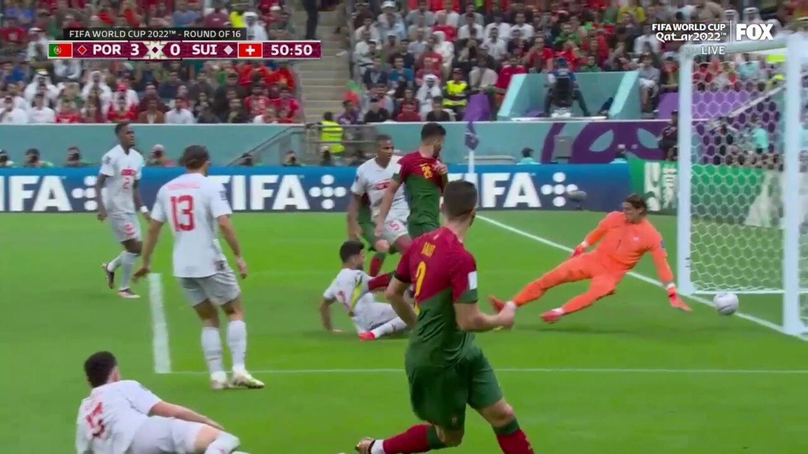 El portugués Goncalo Ramos marca un gol contra Suiza en el minuto 50