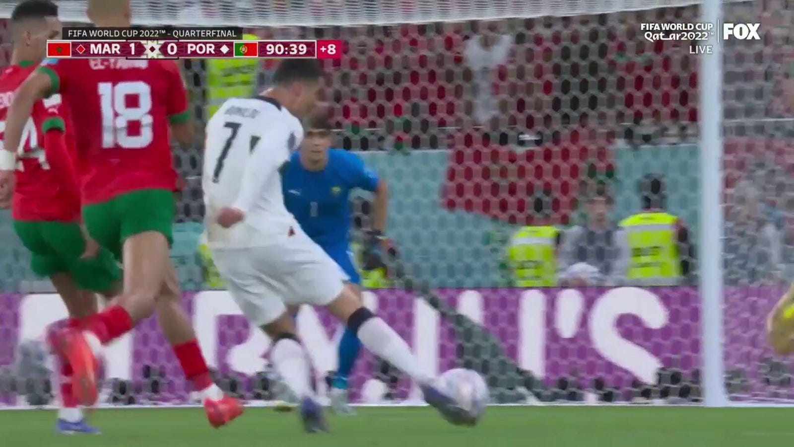 Cristiano Ronaldo estuvo cerca del gol del empate para Portugal