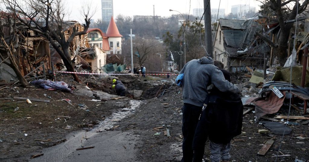 Zelensky dice que los ataques con misiles en Ucrania matan a una persona