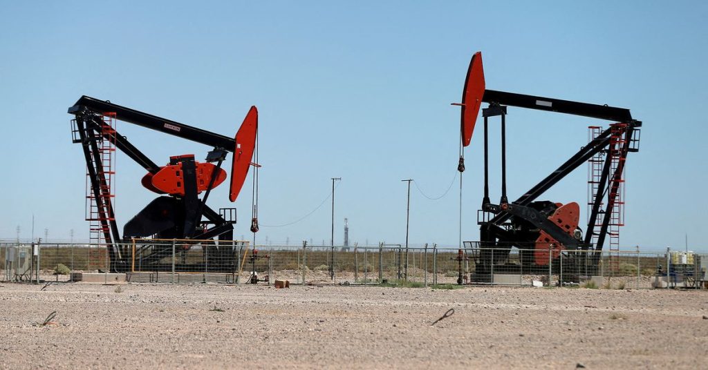 El petróleo salta debido a los riesgos de suministro y la interrupción continua de Keystone