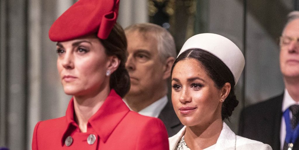 El príncipe Harry revela mensajes de texto entre Kate Middleton y Meghan Markle, y afirma que el rey Carlos filtró la disputa