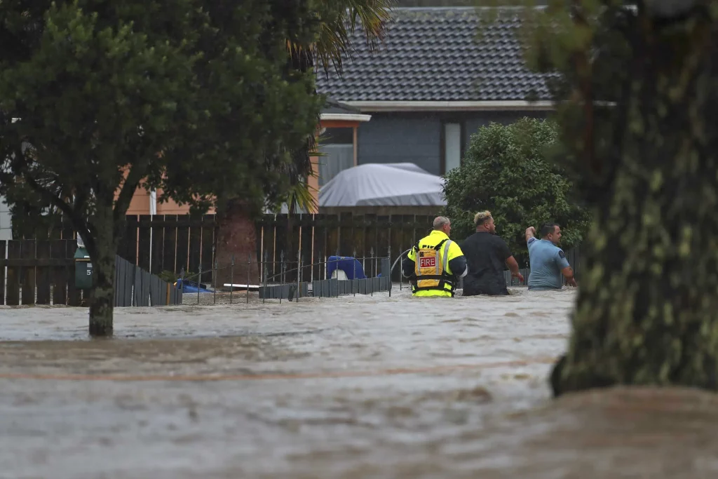 Tres muertos y un desaparecido por lluvia en la ciudad más grande de Nueva Zelanda