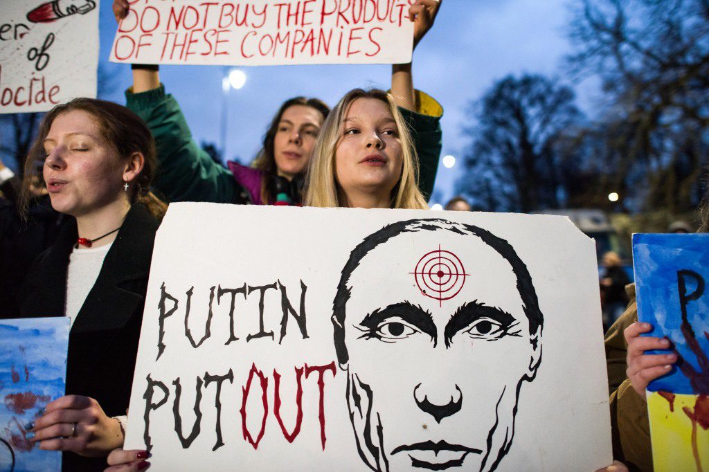 Los manifestantes están protestando contra Vladimir Putin