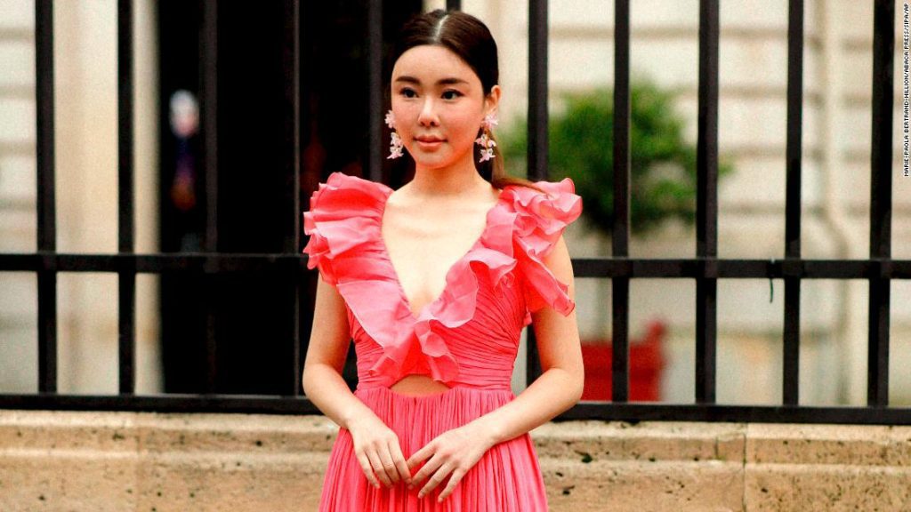 Abby Choi: el ex esposo acuchillado de la modelo de HK atrapado en la acera tratando de 'escapar', dice la policía