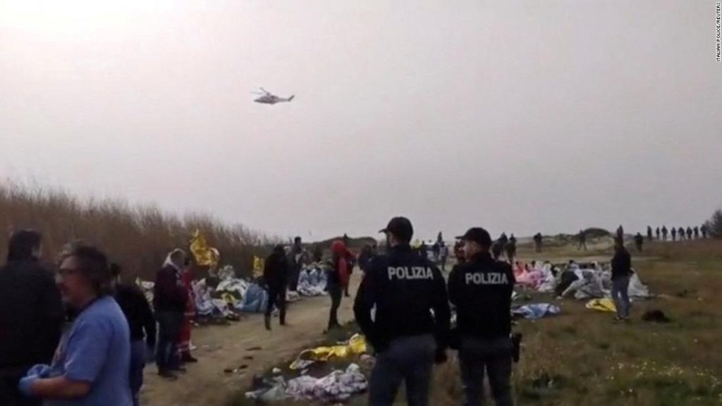 Muertes de inmigrantes de Italia: al menos 43 muertos en un naufragio frente a Calabria