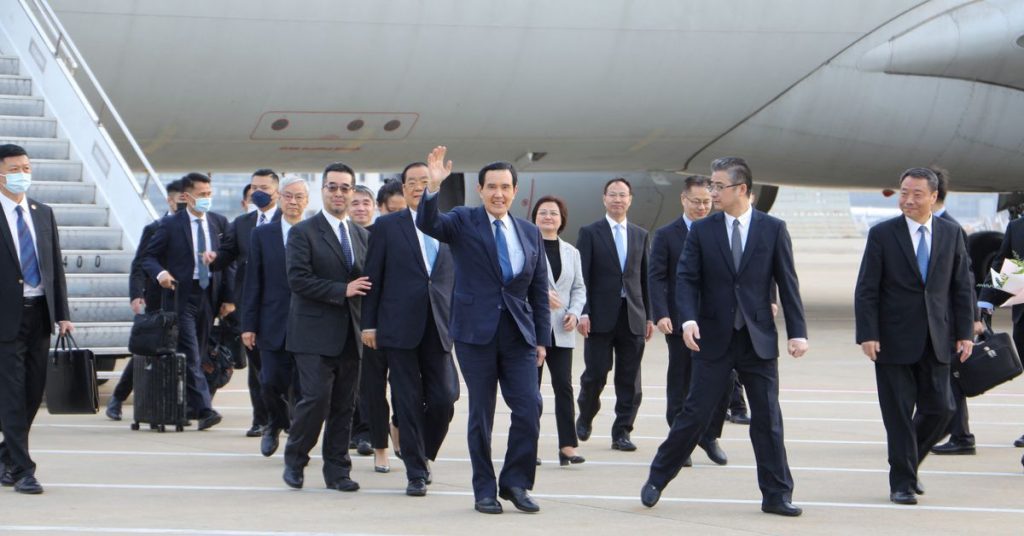 “Todos somos chinos”, dijo el expresidente de Taiwán durante su visita a China.