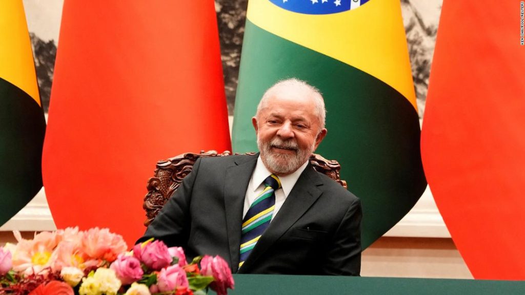El presidente brasileño, Luiz Inácio Lula da Silva, dijo que Estados Unidos debería dejar de "alentar" la guerra en Ucrania