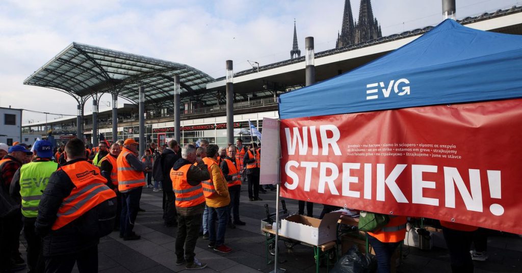 Las huelgas paralizaron la red ferroviaria alemana y cuatro aeropuertos