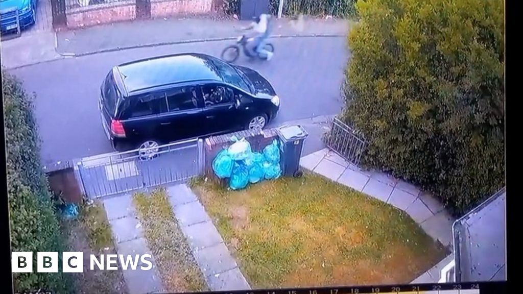 Disturbios en Cardiff: la policía evalúa las imágenes de CCTV de una camioneta que sigue a una bicicleta eléctrica