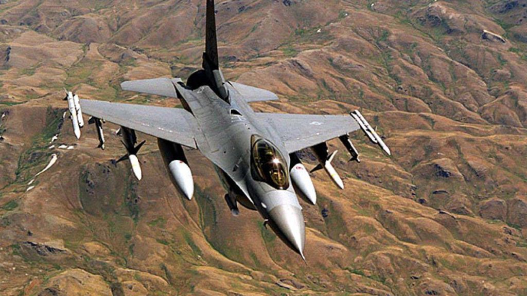 Estados Unidos envía aviones de combate F-16 al Golfo en medio de tensiones marítimas con Irán |  noticias de politica