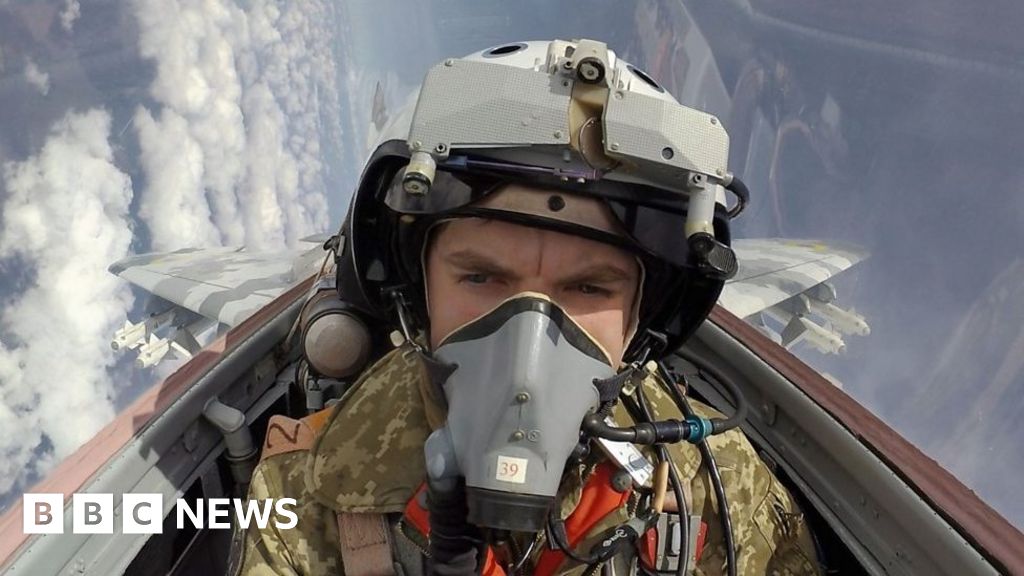 Guerra de Ucrania: un caza y otros dos pilotos mueren en un accidente aéreo