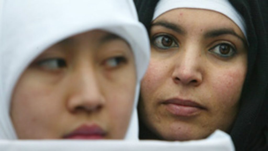 Francia prohíbe usar la abaya en las escuelas: ministro |  Noticias de educación