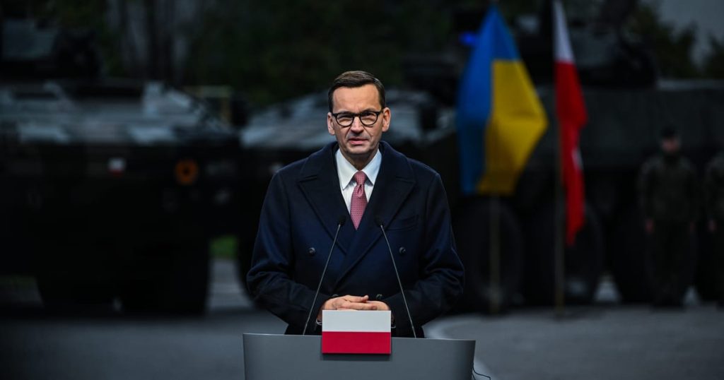 Polonia deja de enviar armas a Ucrania en medio de la guerra de cereales, dice Varsovia - Politico