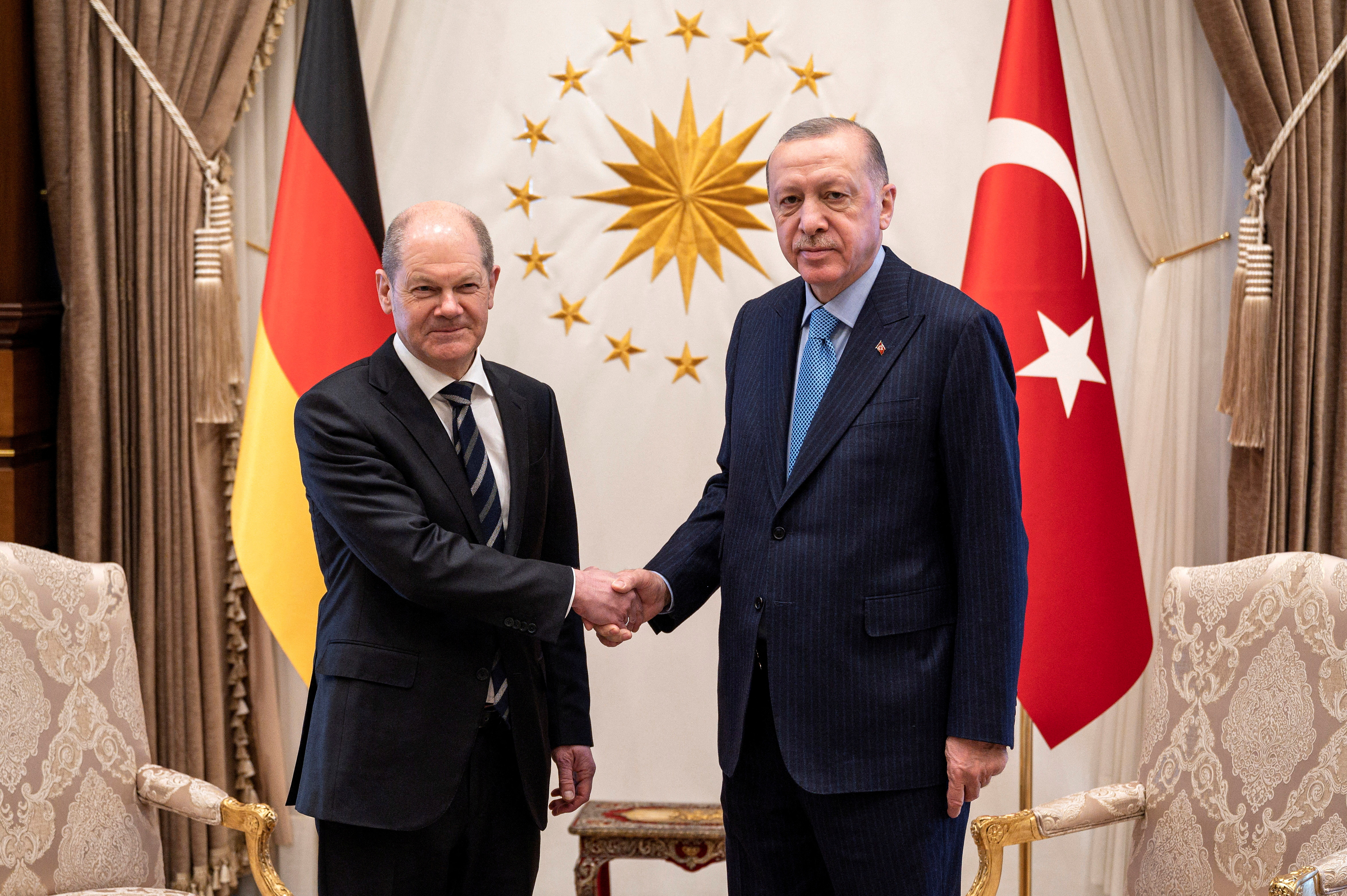 El canciller alemán Schulz se reúne con el presidente turco Erdogan en Ankara