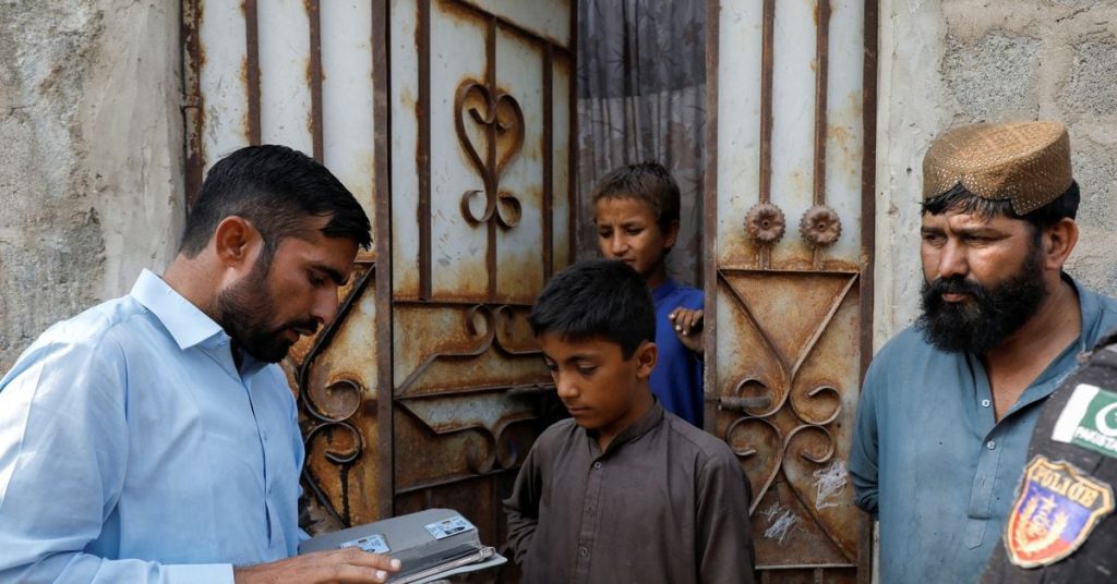 La campaña de deportación provoca "sensación de pánico" entre los refugiados afganos en Pakistán: ACNUR