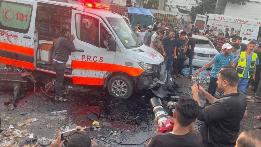 Varias personas murieron en un bombardeo israelí contra un convoy de ambulancias: Ministerio de Salud en Gaza |  Noticias del conflicto palestino-israelí