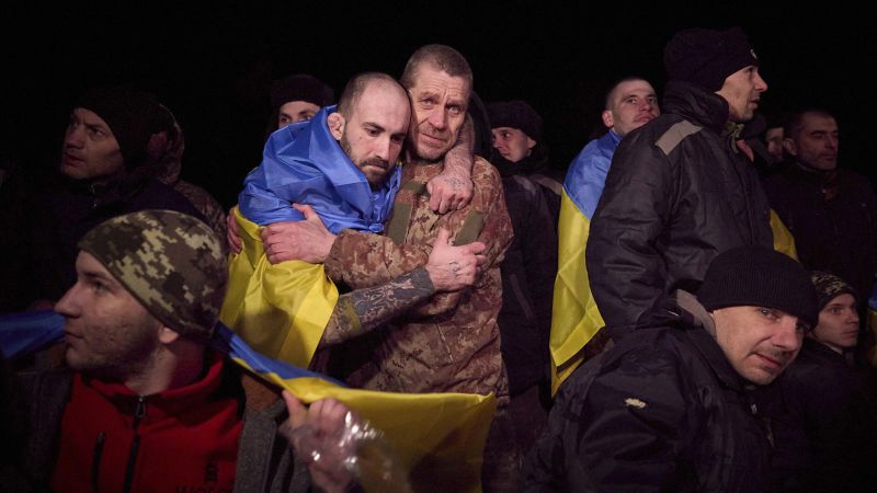 Rusia y Ucrania realizan el mayor intercambio de prisioneros desde el inicio de la guerra