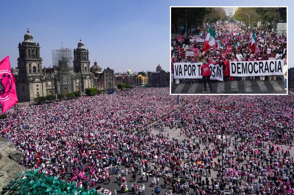Miles protestan contra el Presidente mexicano y el oficialismo en una “Marcha por la Democracia”