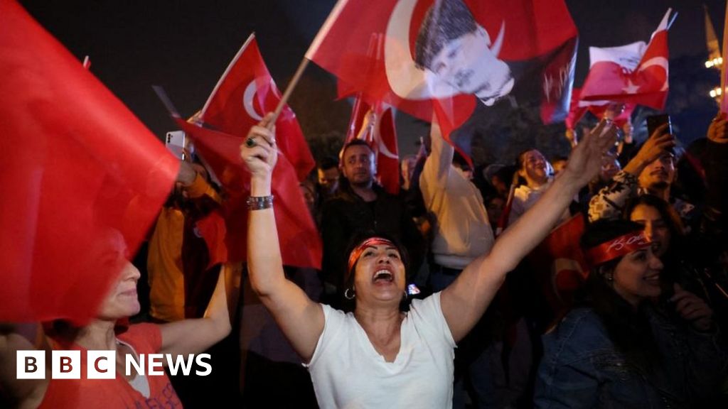 Elecciones turcas: la oposición declara su victoria en Estambul y Ankara