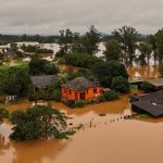 El número de muertos por las inundaciones en Brasil asciende a 83 muertos y decenas de desaparecidos
